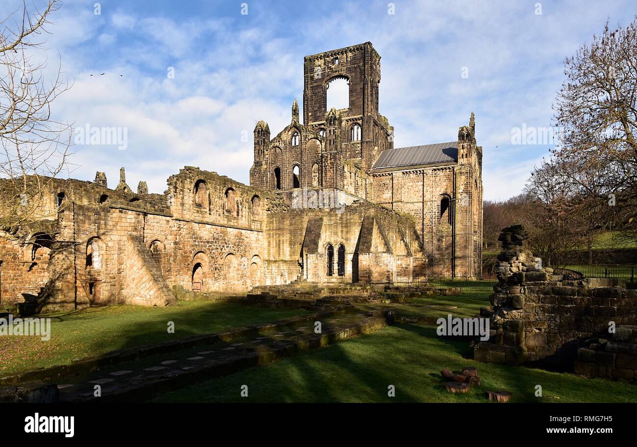 Abbazia di Kirkstall rovine Foto Stock