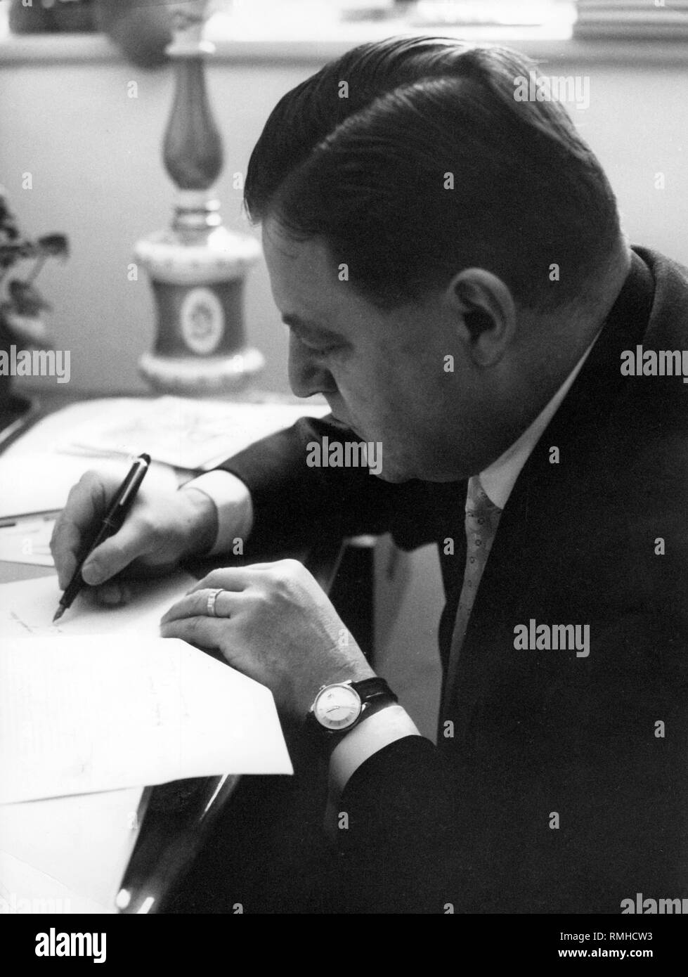 Franz Josef Strauss come Ministro della difesa. Foto non datata, probabilmente verso la fine degli anni cinquanta. Foto Stock