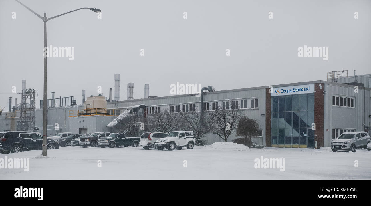 Una vista della Cooper facciata Standard a Stratford, Ontario. Orario invernale Foto Stock