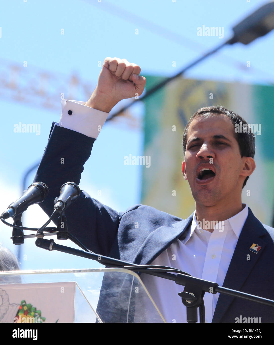 Caracas, Venezuela Febbraio 12, 2019: immagine potente del venezuelano leader dell opposizione Juan Guaido, come frequenta un rally contro Nicolas Maduro il regime Foto Stock