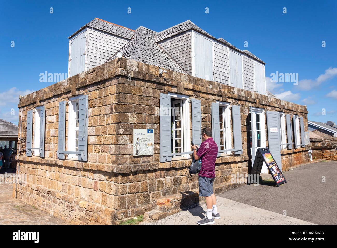 Il Royal Artillery casa di guardia, il Belvedere, Shirley Heights, San Paolo parrocchia, Antigua Antigua e Barbuda, Piccole Antille, dei Caraibi Foto Stock