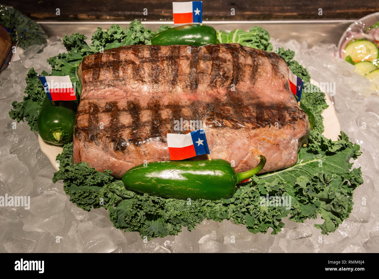 Amarillo, Texas, Stati Uniti d'America - 1 gennaio 2017. Il leggendario libera 72oz Steak offerto gratuitamente se mangiato in meno di un ora a Big Texan Steak Foto Stock