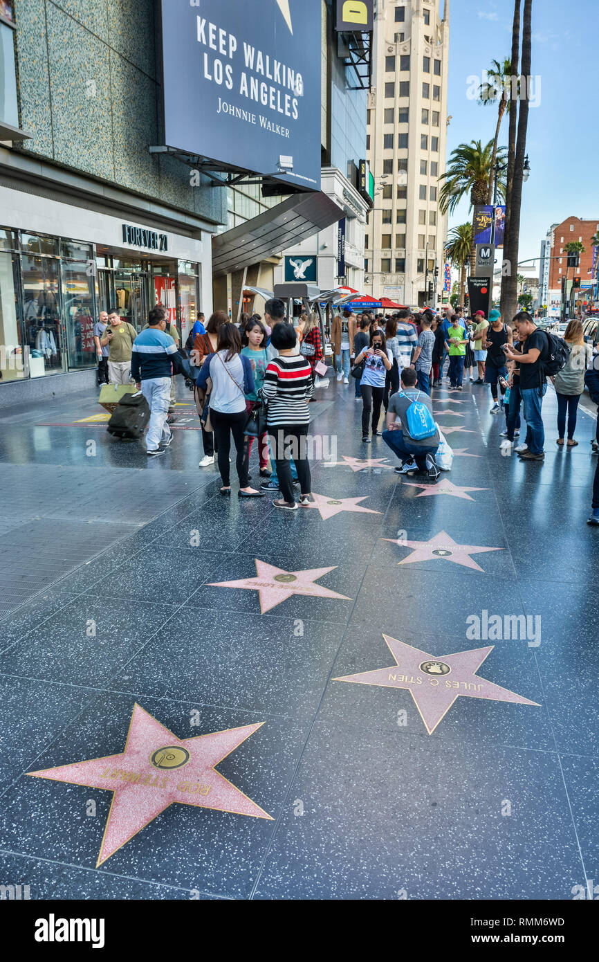 Los Angeles, California, Stati Uniti d'America - 8 gennaio 2017. Vista la Hollywood Boulevard a Los Angeles, CA, con stelle di Hollywood W Foto Stock