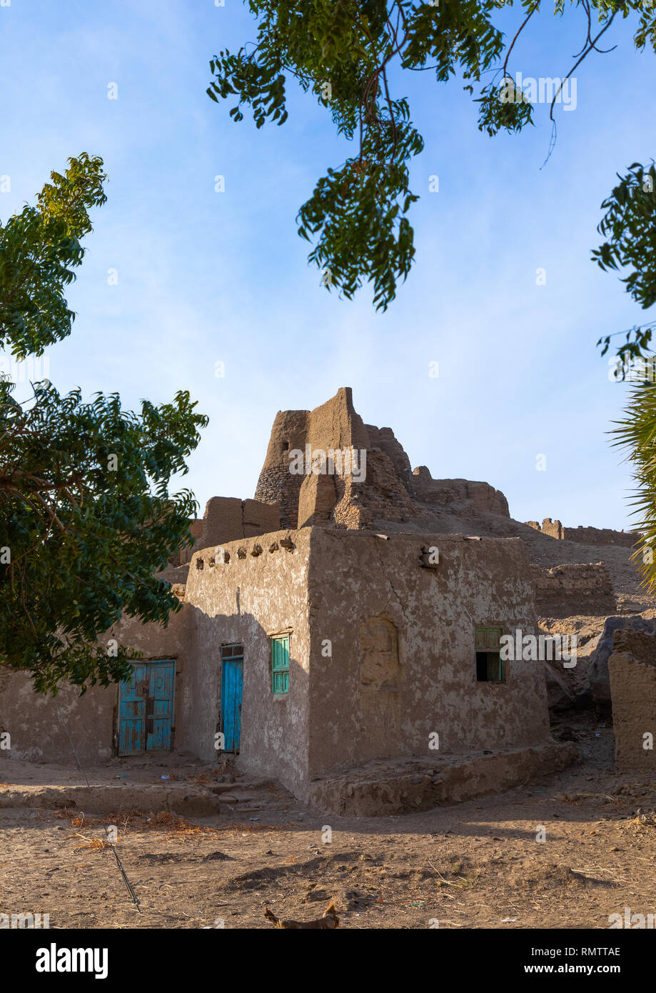Vecchie case mudbrick, Stato settentrionale, Al-Khandaq, Sudan Foto Stock