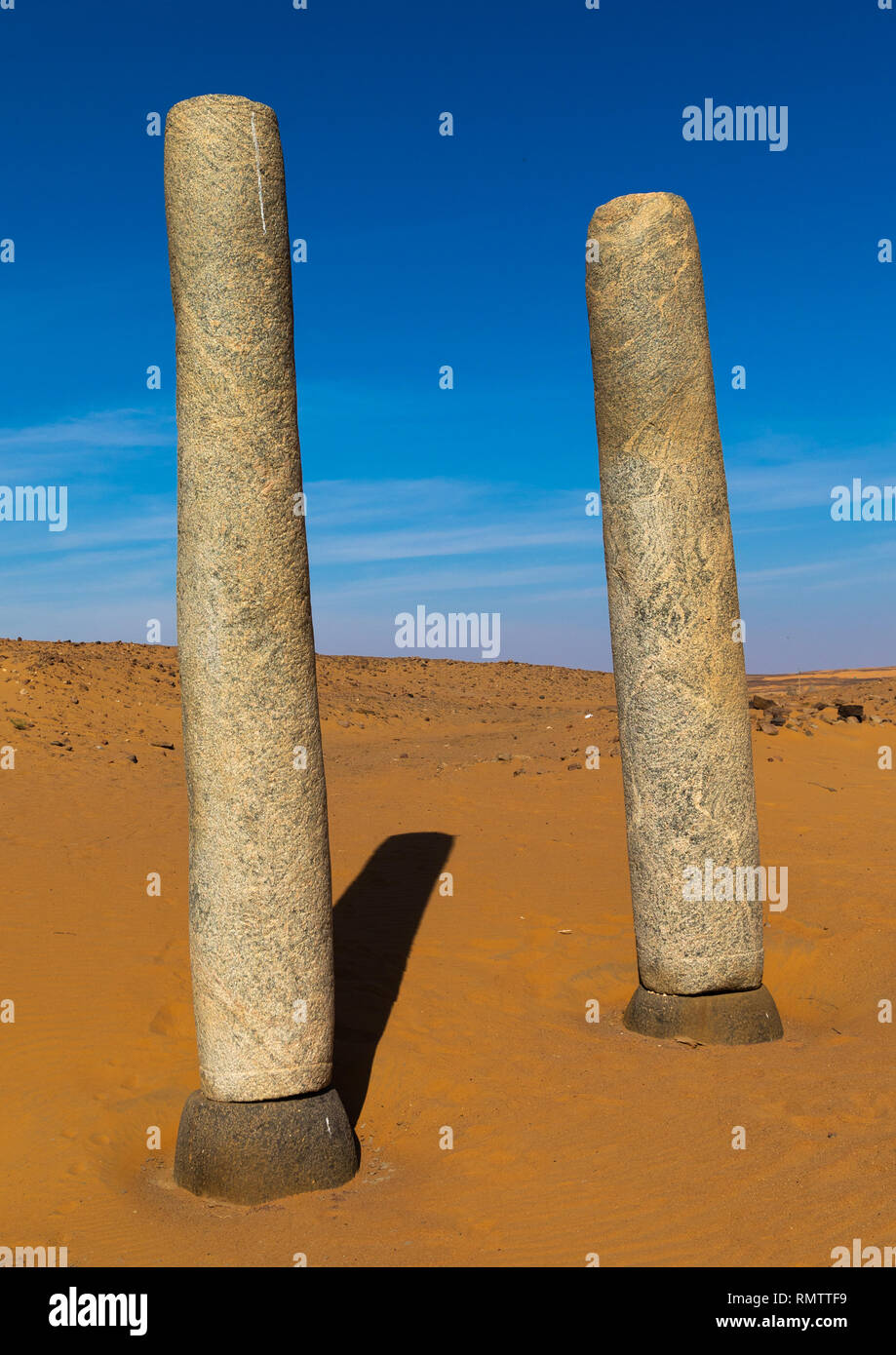 Le rovine della chiesa di colonne in granito, la Nubia, Old Dongola, Sudan Foto Stock