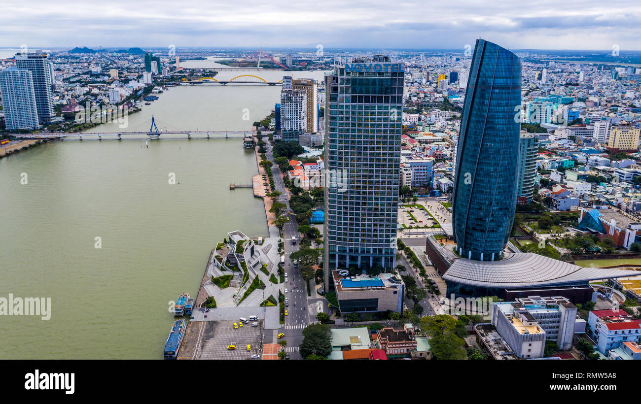 Novotel edificio e Da Nang Civic Center Building, Da Nang, Vietnam Foto Stock