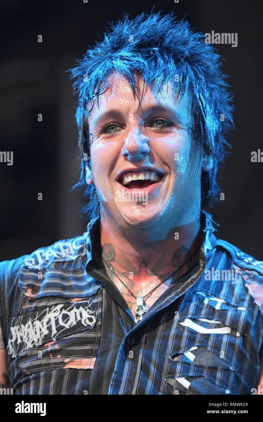 Il cantante Jacoby Shaddix è mostrato esibirsi sul palco durante un concerto dal vivo l'aspetto. Foto Stock