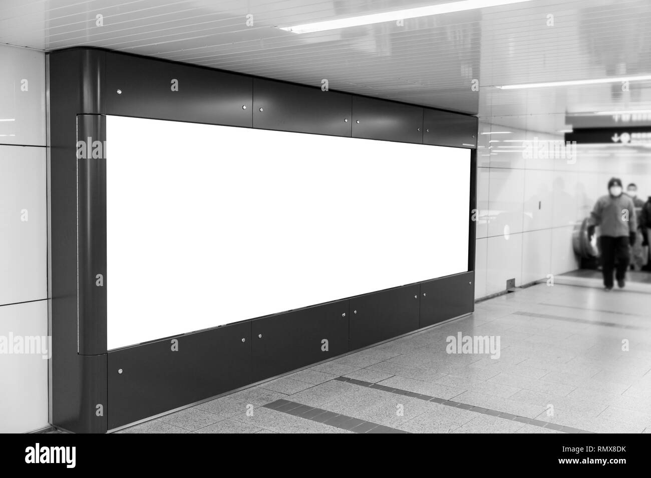 Tabellone vuoto in giappone metropolitana stazione ferroviaria per lo sfondo Foto Stock