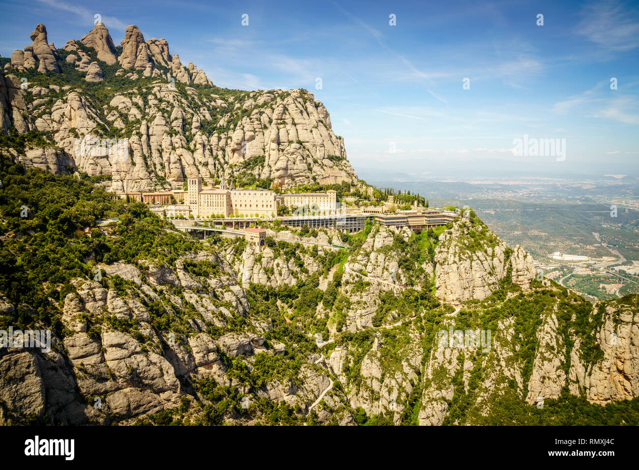 Monastero di Santa Maria de Montserrat sulla montagna di Montserrat in Catalogna, Spagna Foto Stock