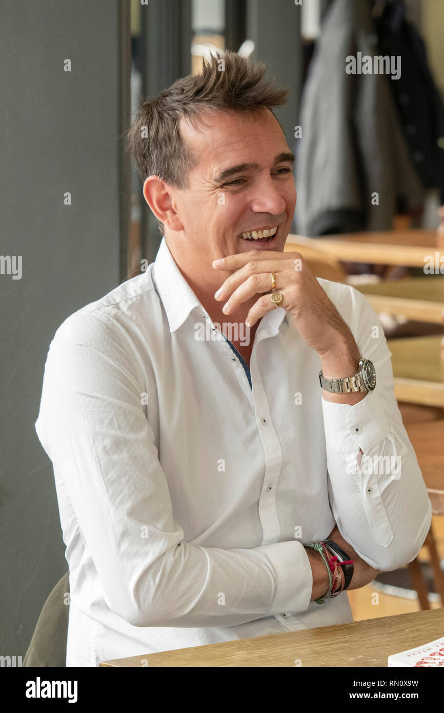 Dr Peter Frankopan in conversazione in Oxford, Inghilterra Foto Stock