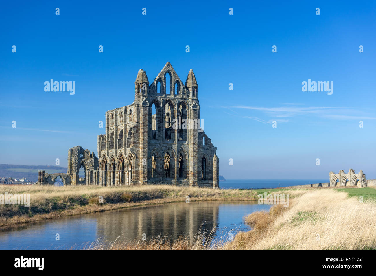 Whitby Abbey North Yorkshire. Il primo monastero fu fondato nel 657 D.C. dagli anglosassoni era re di Northumbria, Oswy (Oswiu) come Streoneshalh. Foto Stock