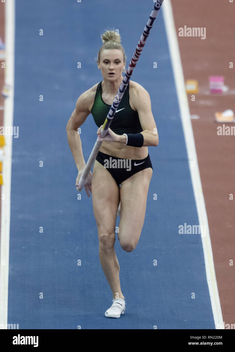 Birmingham, Regno Unito. Il 16 febbraio 2019. Nikoleta Kiriakopoulou della Grecia nelle donne il Polo Vault durante la finale Muller Indoor Grand Prix Birmingham 2019 all'Arena Birmingham su Sabato, 16 febbraio 2019. BIRMINGHAM INGHILTERRA. (Solo uso editoriale, è richiesta una licenza per uso commerciale. Nessun uso in scommesse, giochi o un singolo giocatore/club/league pubblicazioni.) Credito: Taka G Wu Foto Stock