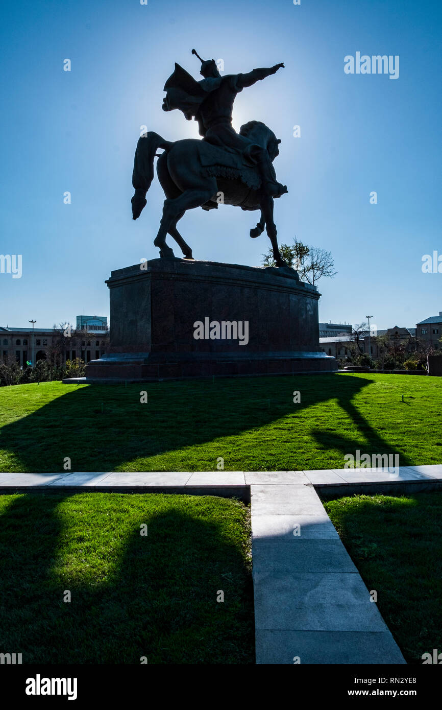 Uzbekistan Tashkent Amir Timur Piazza Grande Timur statua Foto Stock