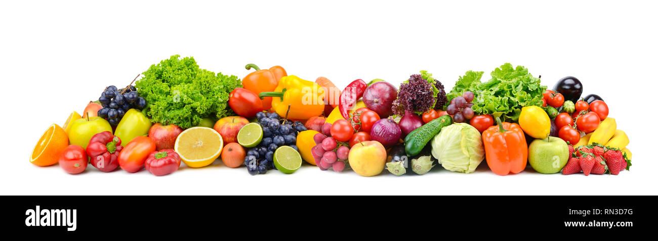 Panorama luminose le verdure e la frutta isolato su sfondo bianco. Foto Stock