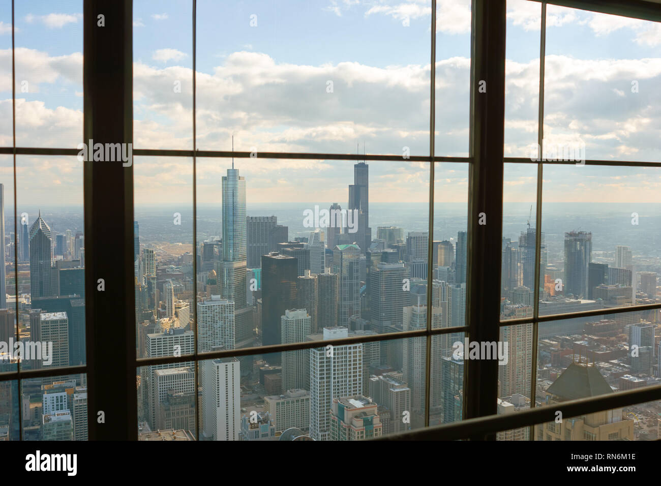 CHICAGO, IL - circa marzo, 2016: all'interno di John Hancock Center dell'Osservatorio. Il John Hancock Center è un grattacielo supertall a 875 North Michigan Foto Stock