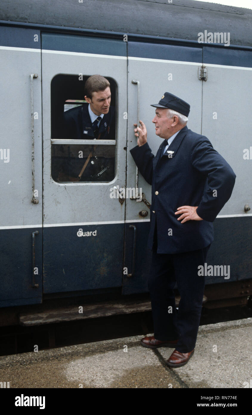 La British Rail driver del motore e la protezione sul Norwich a Sheringham linea, Norfolk, Inghilterra Foto Stock