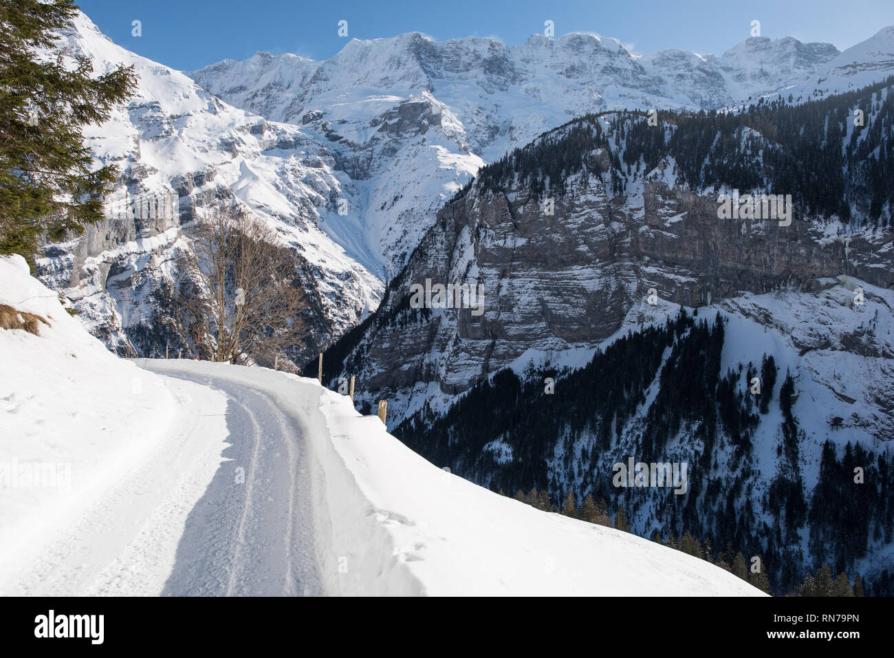 Gimmelwald, bellissimo villaggio di montagna in Svizzera nei pressi di Eiger, Monch e Jungfrau. Foto Stock