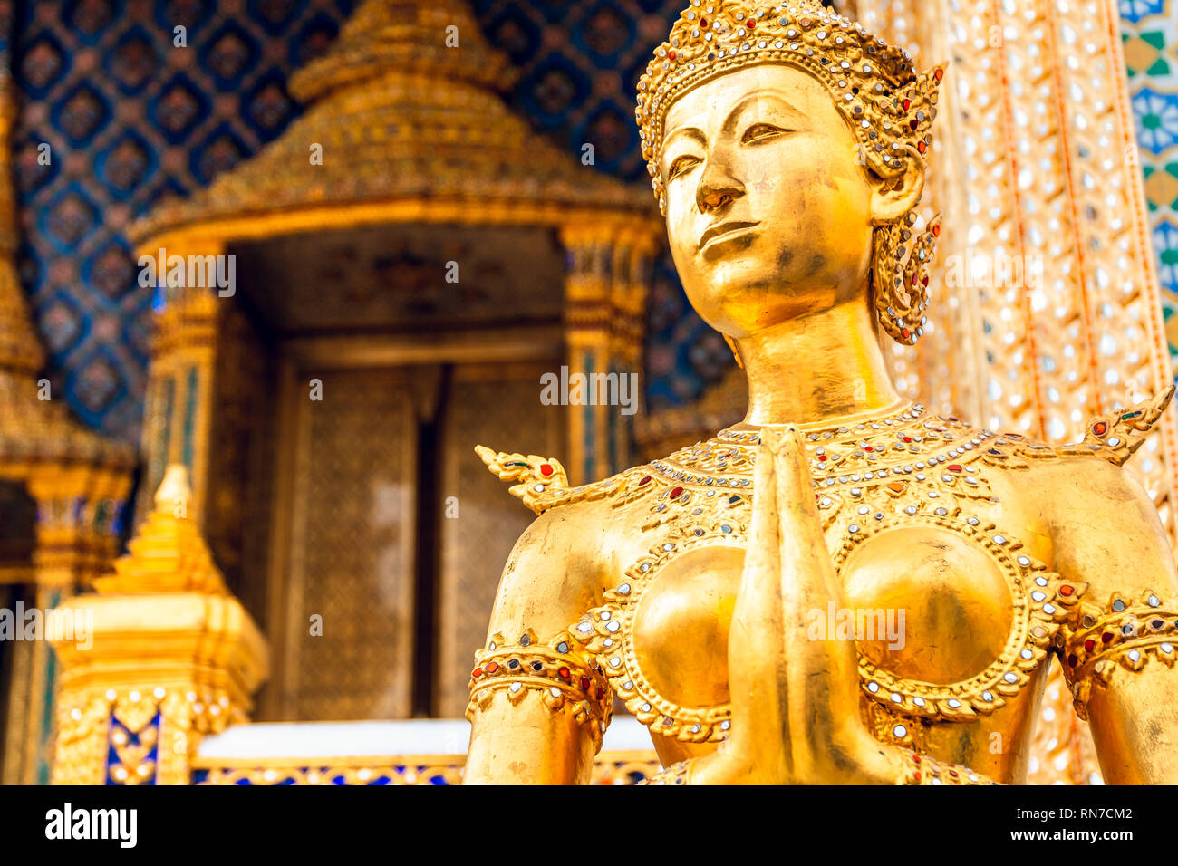 Statua di re palast bangkok Foto Stock