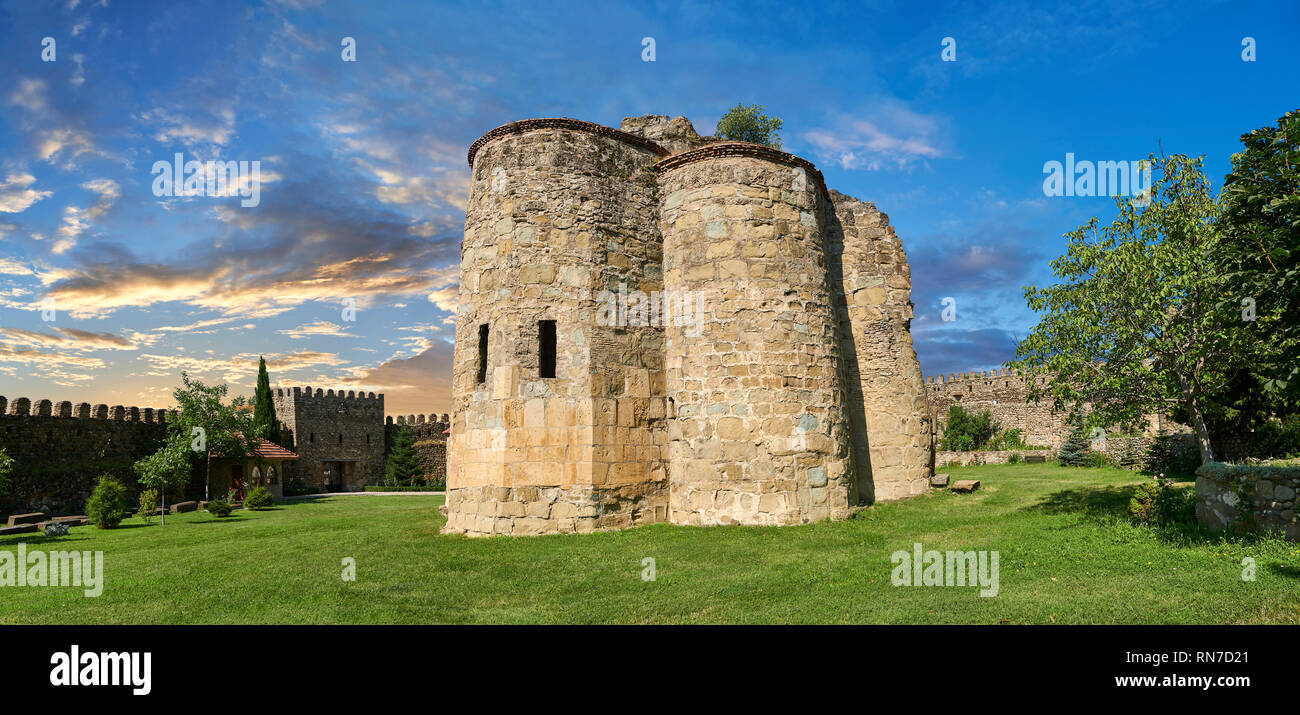 Foto e immagini del medievale Ortodossa Georgiana Cattedrale Ninotsminda rovine, 575 AD, Sagarejo, nella regione di Kakheti, Georgia (paese). Ninotsmi Foto Stock