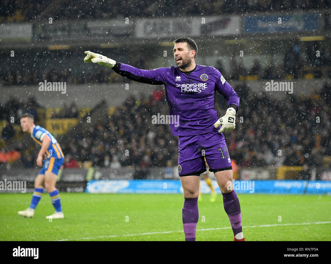 Calciatore portiere di calcio Steve Arnold di Shrewsbury Town FC Foto Stock