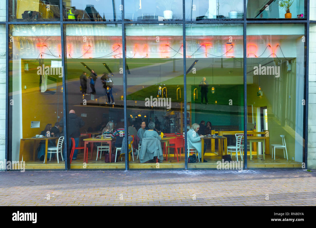 Esterno del Smelledery CafÃ© al mima art gallery in Middlesbrough Foto Stock