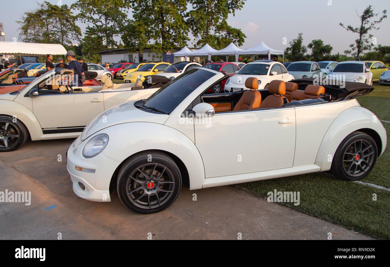 Bangkok, Tailandia - 9 Febbraio 2019: Volkswagenolkswagen beetle show a Volkswagen riunione del club in Siam festival VW Foto Stock