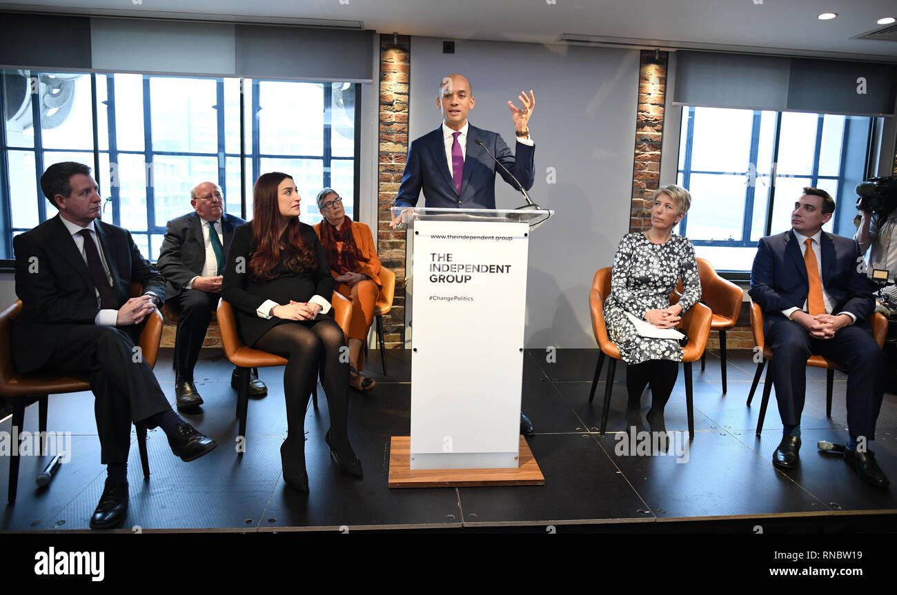 La manodopera MP Chuka Umunna che ha annunciato le sue dimissioni nel corso di una conferenza stampa a County Hall di Westminster, Londra, insieme con un gruppo di altri sei parlamentari laburisti, compresi, Luciana Berger, Mike si apre, Angela Smith, Chris Leslie, Ann Coffey e Gavin Shuker e che sarà noto come il gruppo indipendente. Foto Stock