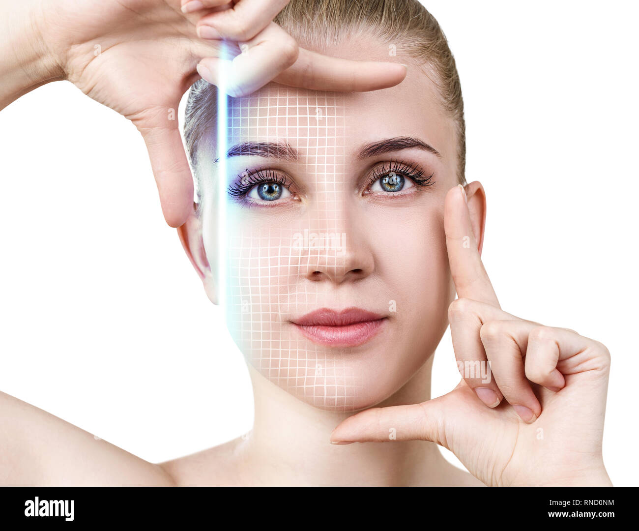 Scansione tecnologica del volto del giovane donna. Foto Stock