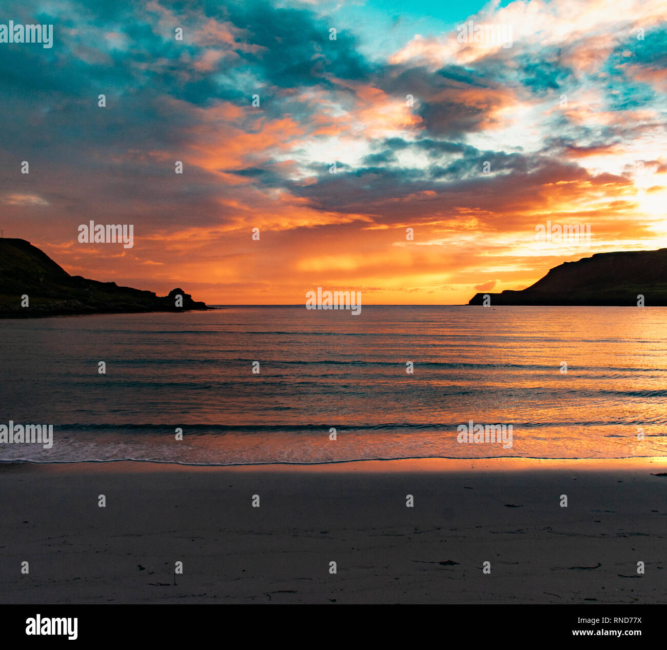 Tramonto sulla baia di Calgary, Isle of Mull Foto Stock