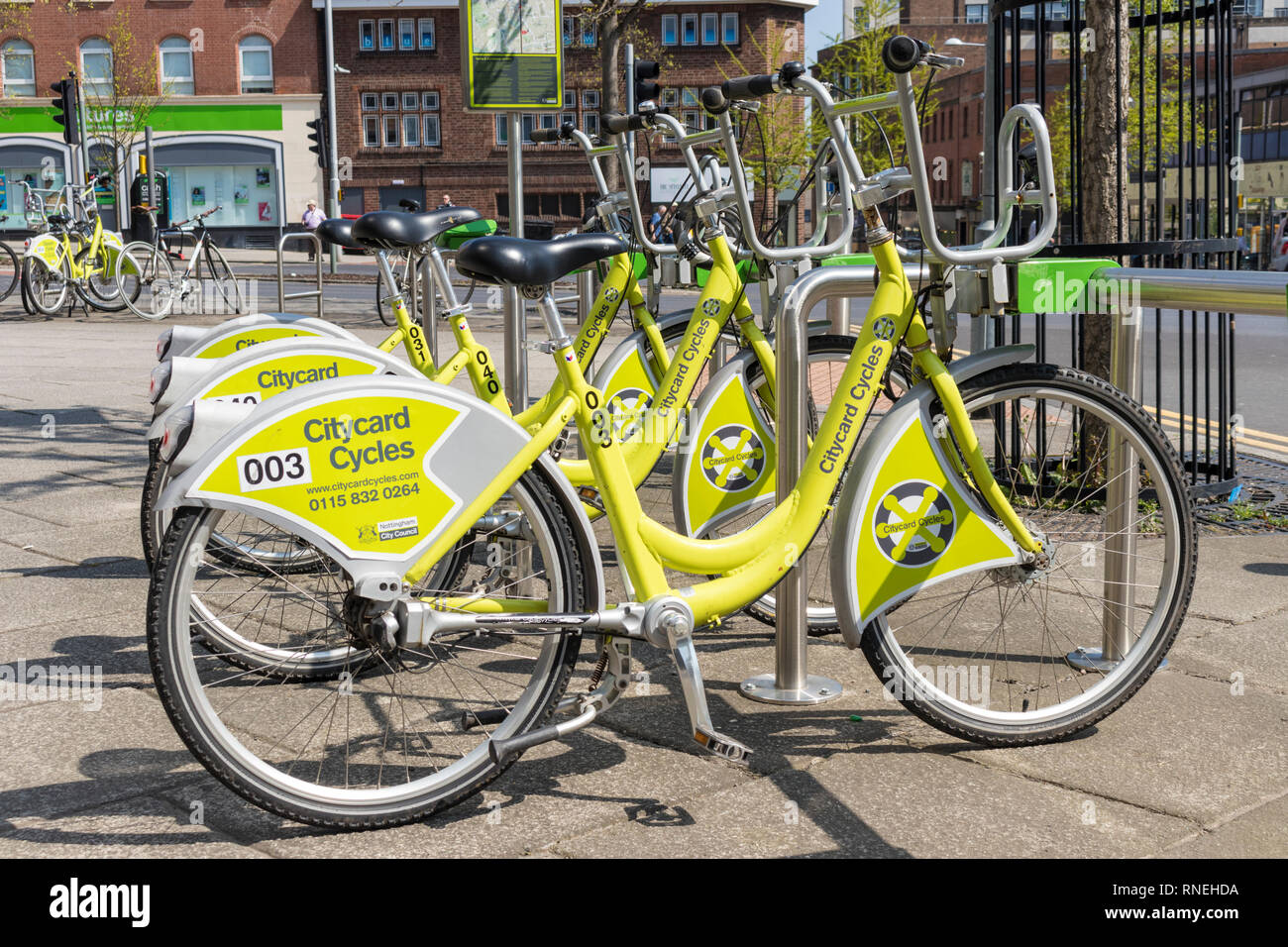 Nottingham citycard cicli biciclette a noleggio boris bikes nottingham city centerEast Midlands Nottinghamshire Inghilterra gb uk europa Foto Stock