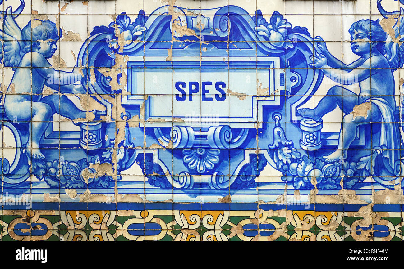 Azulejo piastrelle con scritte Spes speranza nel Porto Portogallo Foto Stock