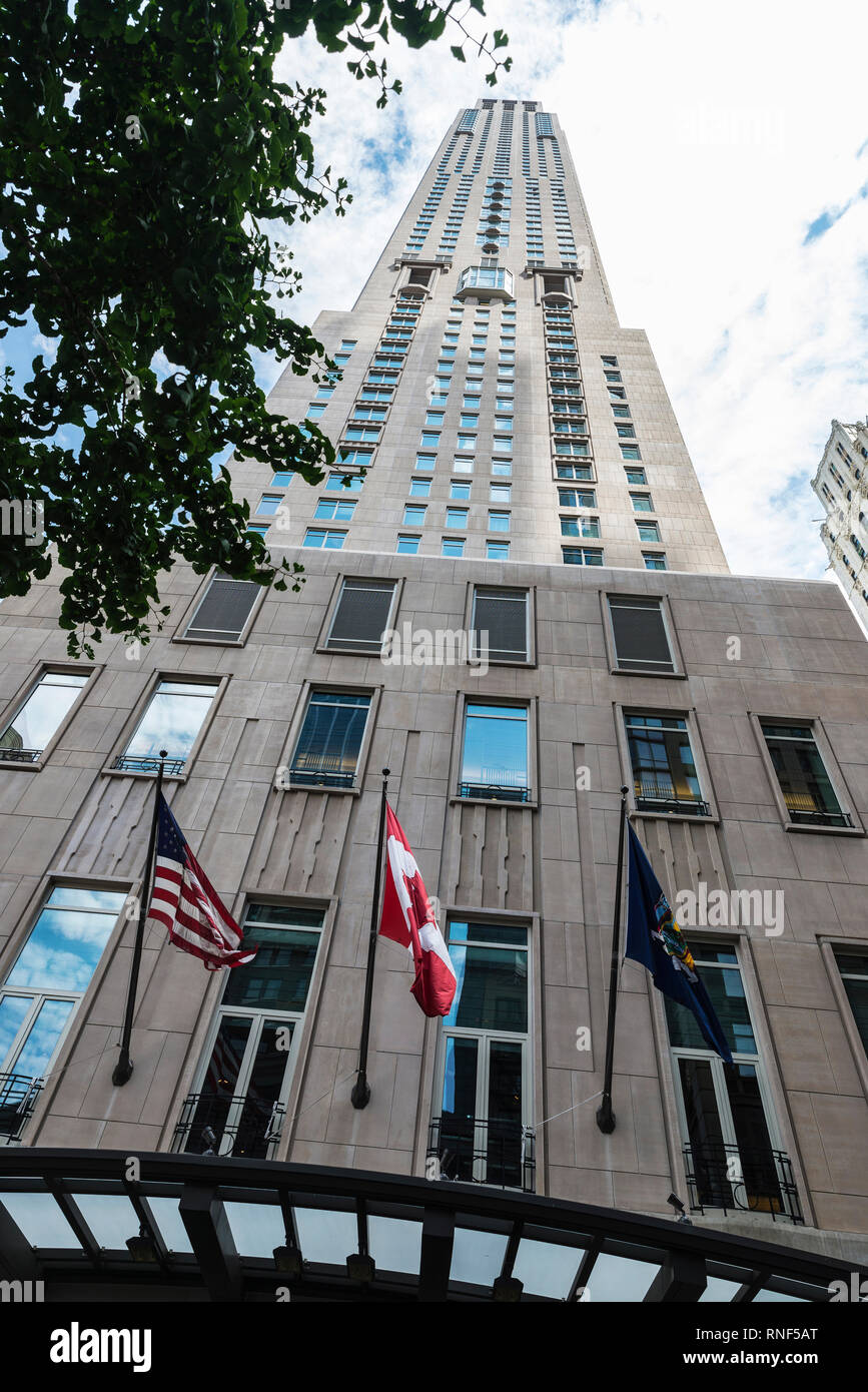 La città di New York, Stati Uniti d'America - 27 Luglio 2018: facciata di un hotel Four Seasons New York nel centro di Manhattan a New York City, Stati Uniti d'America Foto Stock