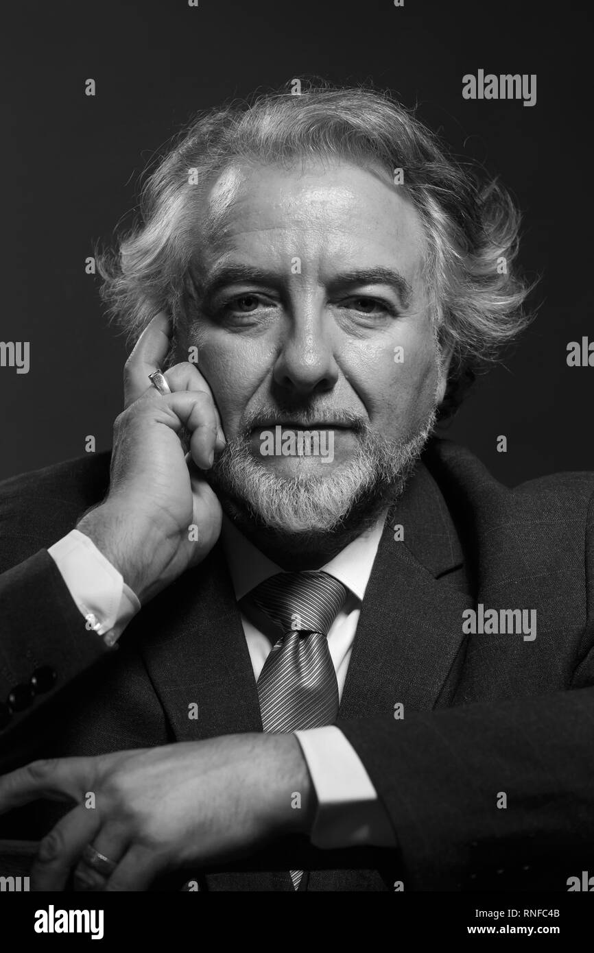 Autorità nel business di mezza età uomini Foto Stock