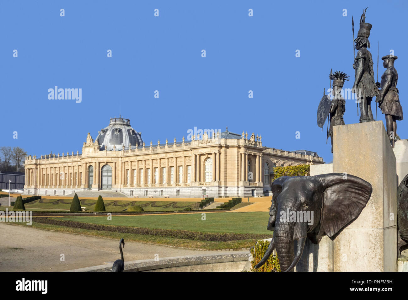 Gruppo scultoreo del Congo, presumo da Tom Frantzen al AfricaMuseum / Museo Reale per l'Africa Centrale a Tervuren, Brabante Fiammingo, Belgio Foto Stock