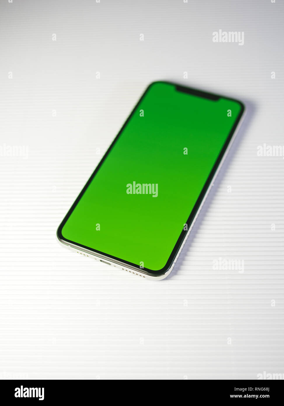 XOUXOU COVER IPHONE XS MAX VERDE | Playground