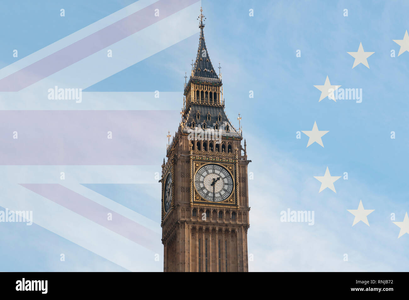 Brexit Concetto di immagine: il Big Ben tra l'Unione Jack e la bandiera europea Foto Stock