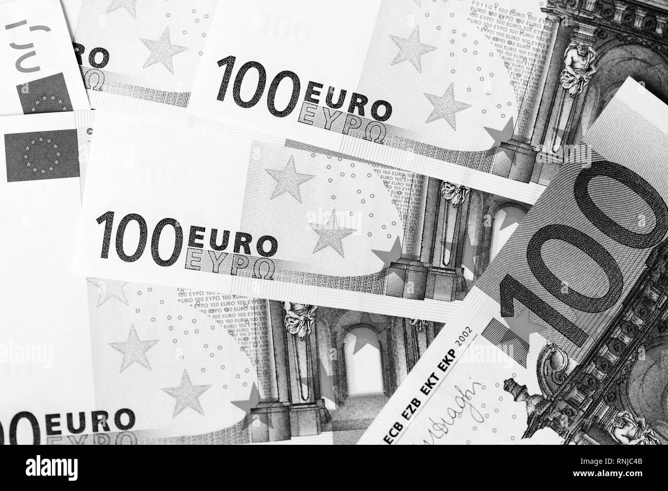 Una banconota da cento euro immagini e fotografie stock ad alta risoluzione - Alamy