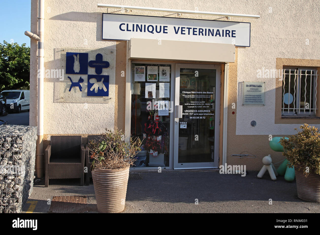 Ambulatorio veterinario, St Jeannet, vicino a Nizza, nel sud della Francia Foto Stock