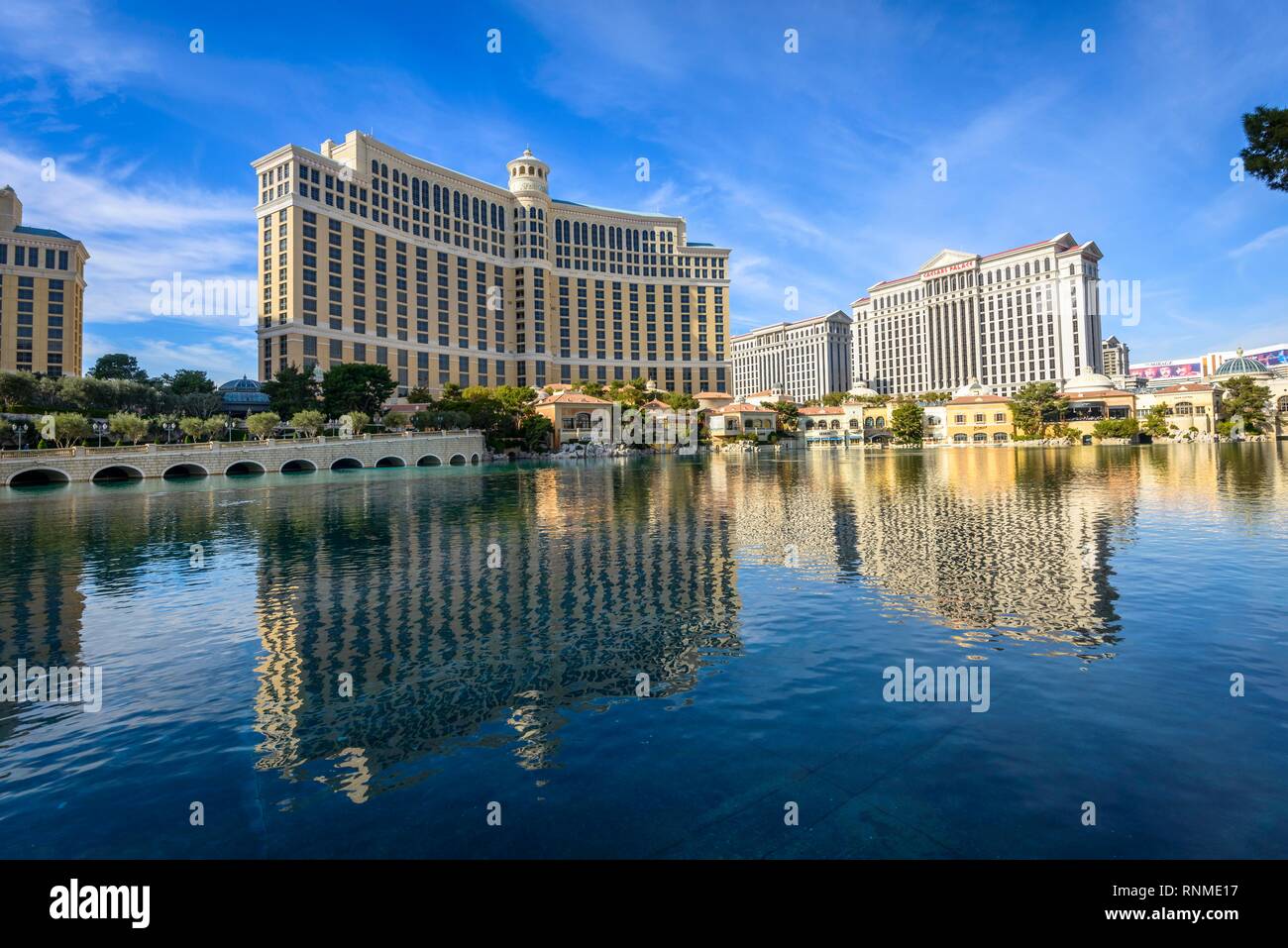 Il lago di fronte all'Hotel Bellagio, casinò, Hotel di lusso a Las Vegas Strip di Las Vegas, Nevada, STATI UNITI D'AMERICA Foto Stock