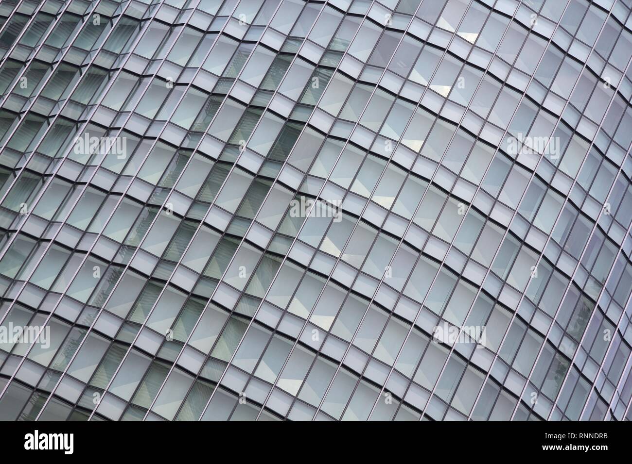 La moderna architettura di sfondo - Edificio per uffici vista astratta a Yokohama, Giappone Foto Stock