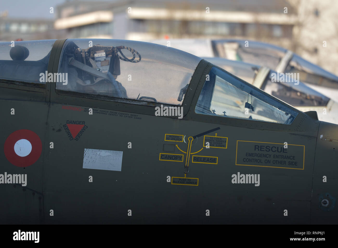 Febbraio 19, 2019 - Cracovia, Malopolski Provincia, Polonia - Lockheed F-104 Starfighter, Royal Air Force danese si vede visualizzato su un aeromobile presso il polacco Aviation Museum..il polacco Aviation Museum si trova presso il sito della ex-Krakow-Rakowice Czyzyny aeroporto, istituito nel 1912, uno dei più antichi al mondo. La collezione del museo è costituito da oltre 200 aerei, dating WW1 e WW2 e una raccolta di tutti i tipi di velivolo sviluppato o utilizzati dalla Polonia dopo il 1945. (Credito Immagine: © Cezary Kowalski/SOPA immagini via ZUMA filo) Foto Stock