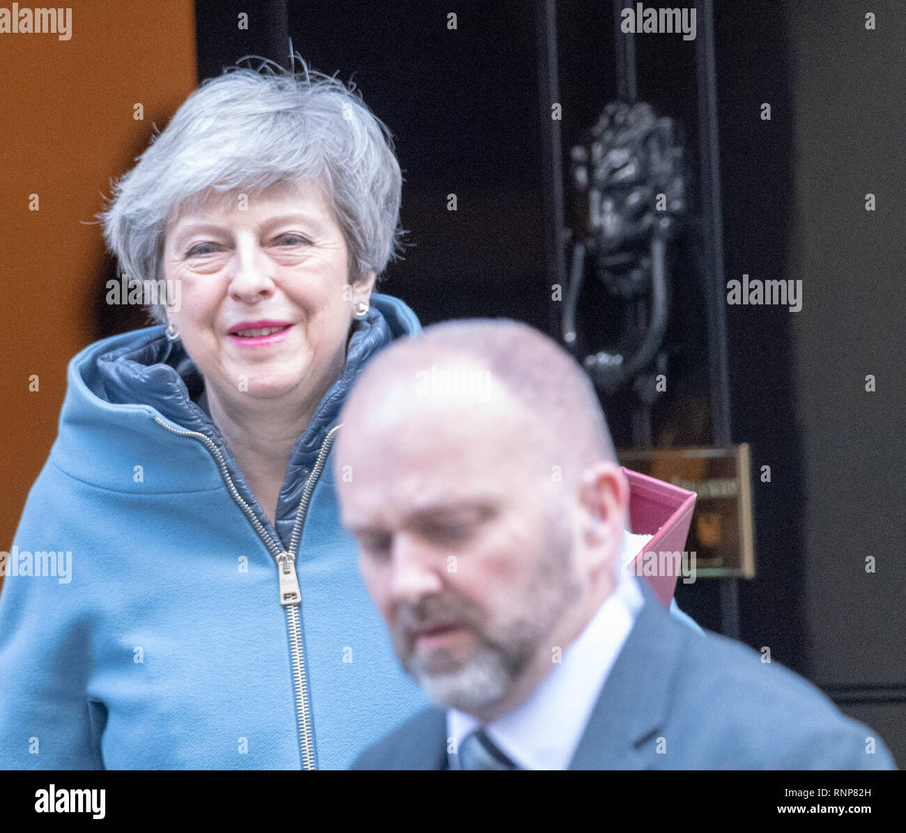 Londra, Regno Unito. Xx Febbraio 2019. Theresa Maggio MP PC, Primo Ministro lascia 10 Downing Street, Londra Credito: Ian Davidson/Alamy Live News Foto Stock