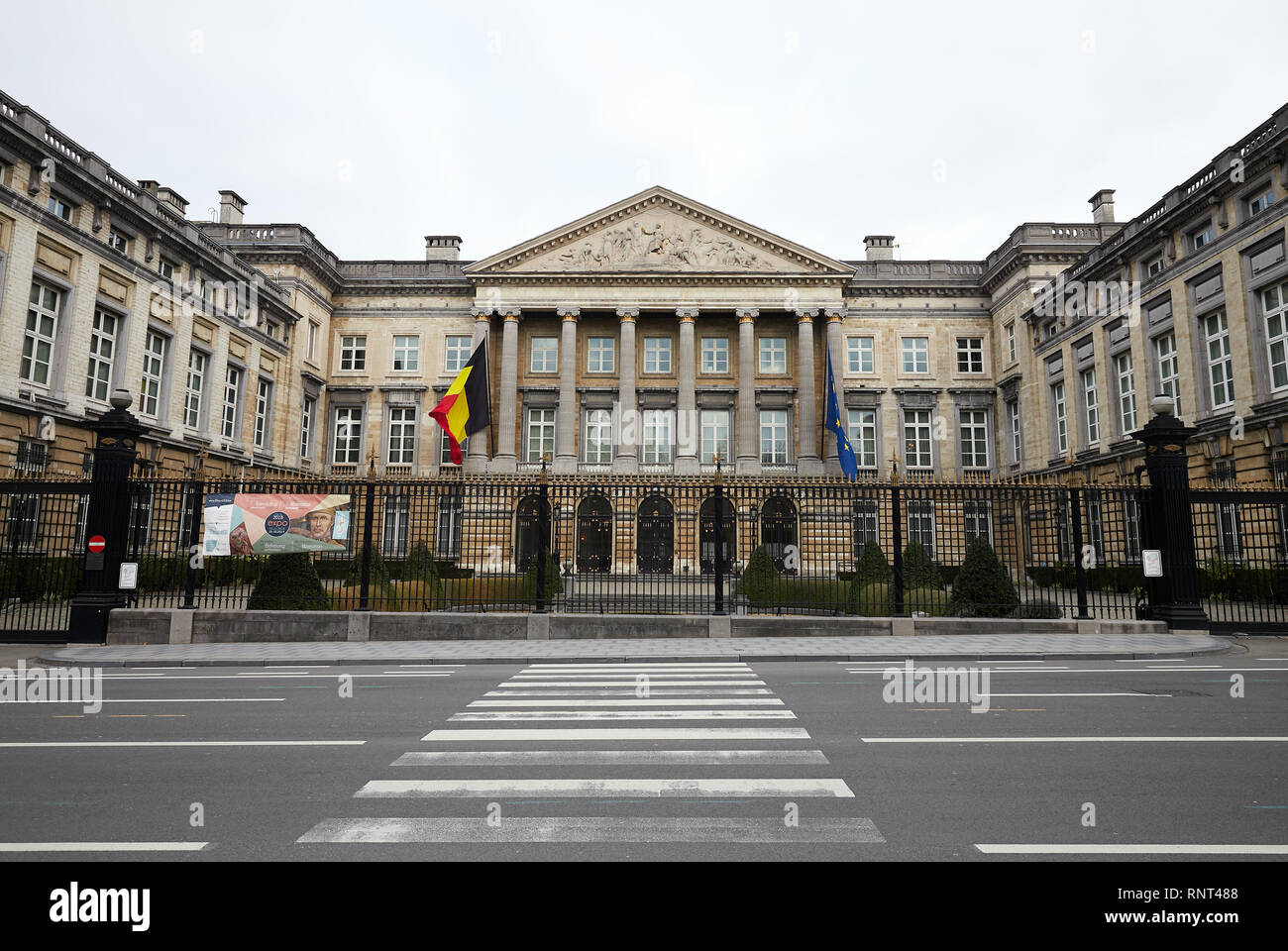 15.12.2018, Bruxelles, Bruxellescapitale, Belgio - Il Palazzo della Nazione, sede del parlamento federale belga. 00R181215D042CAROEX.JPG [modello REL Foto Stock