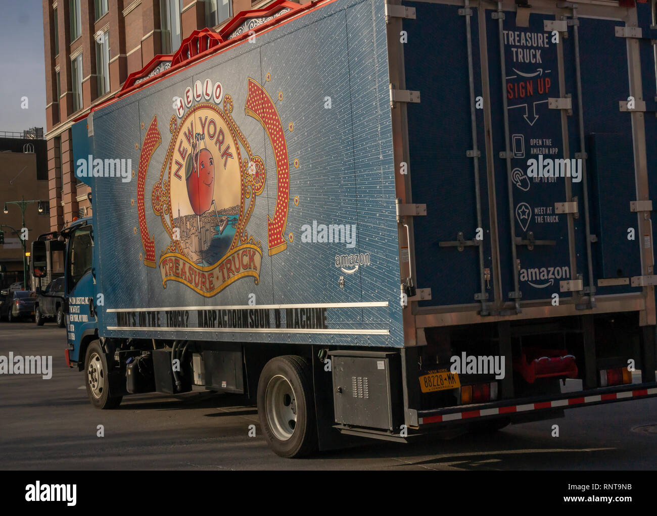 Camion Di Consegna Amazon Immagini e Fotos Stock - Alamy