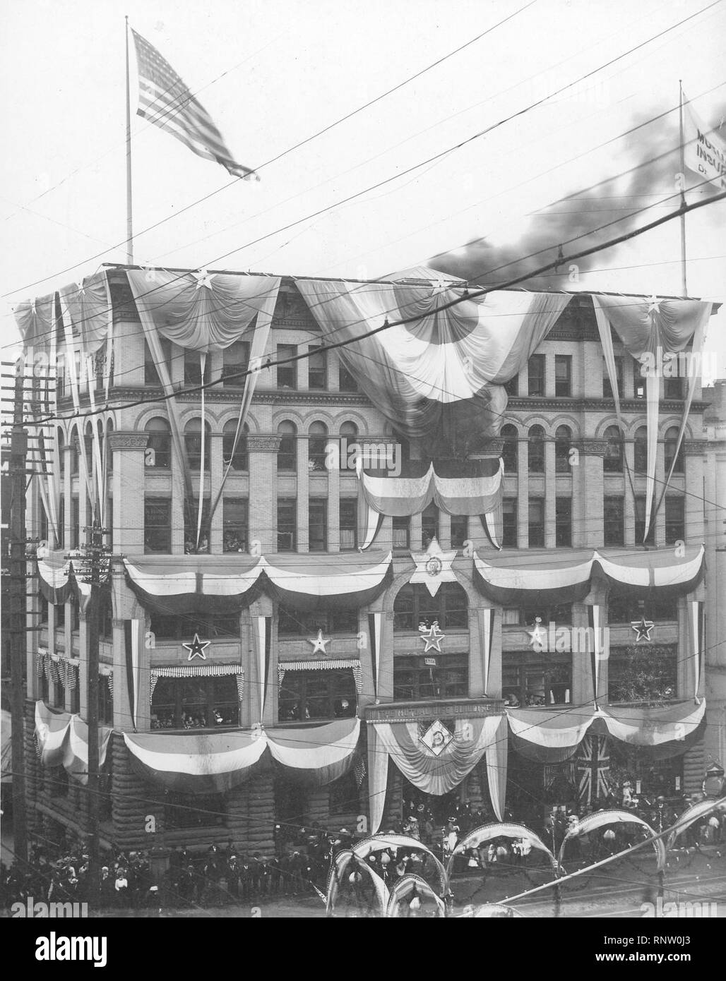 Celebrazione in Pioneer Square in onore del ritorno dei volontari dallo spagnolo guerra americana che mostra la vita reciproca (HESTER 349). Foto Stock