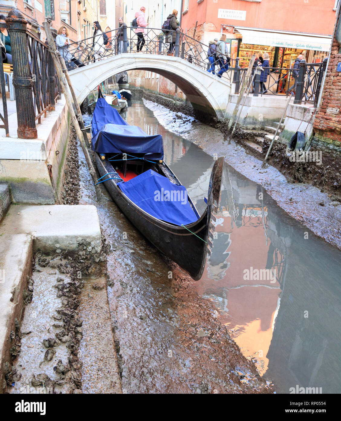 Acqua bassa un Venezia, Bassa marea a Venezia. Foto Stock