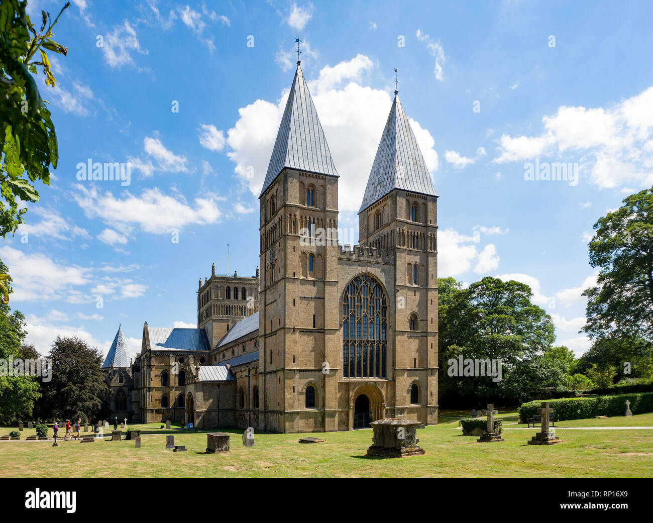 Southwell Mister e Cattedrale romanica nel Nottinghamshire, Inghilterra, Regno Unito. Foto Stock