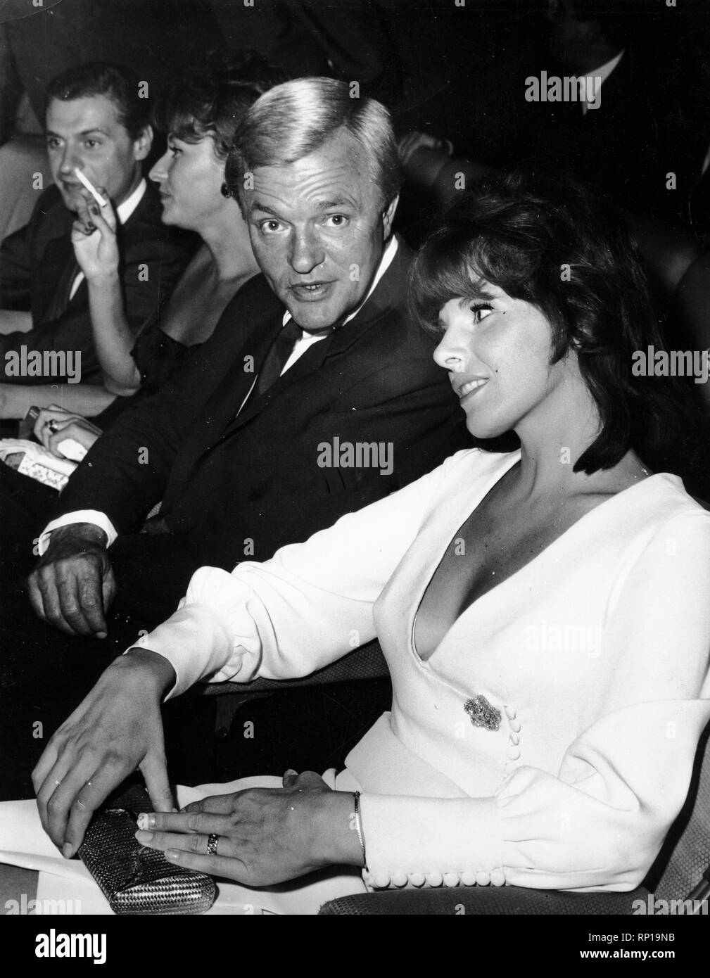 Ornella Vanoni, Peter van Eyck, 60s Foto Stock