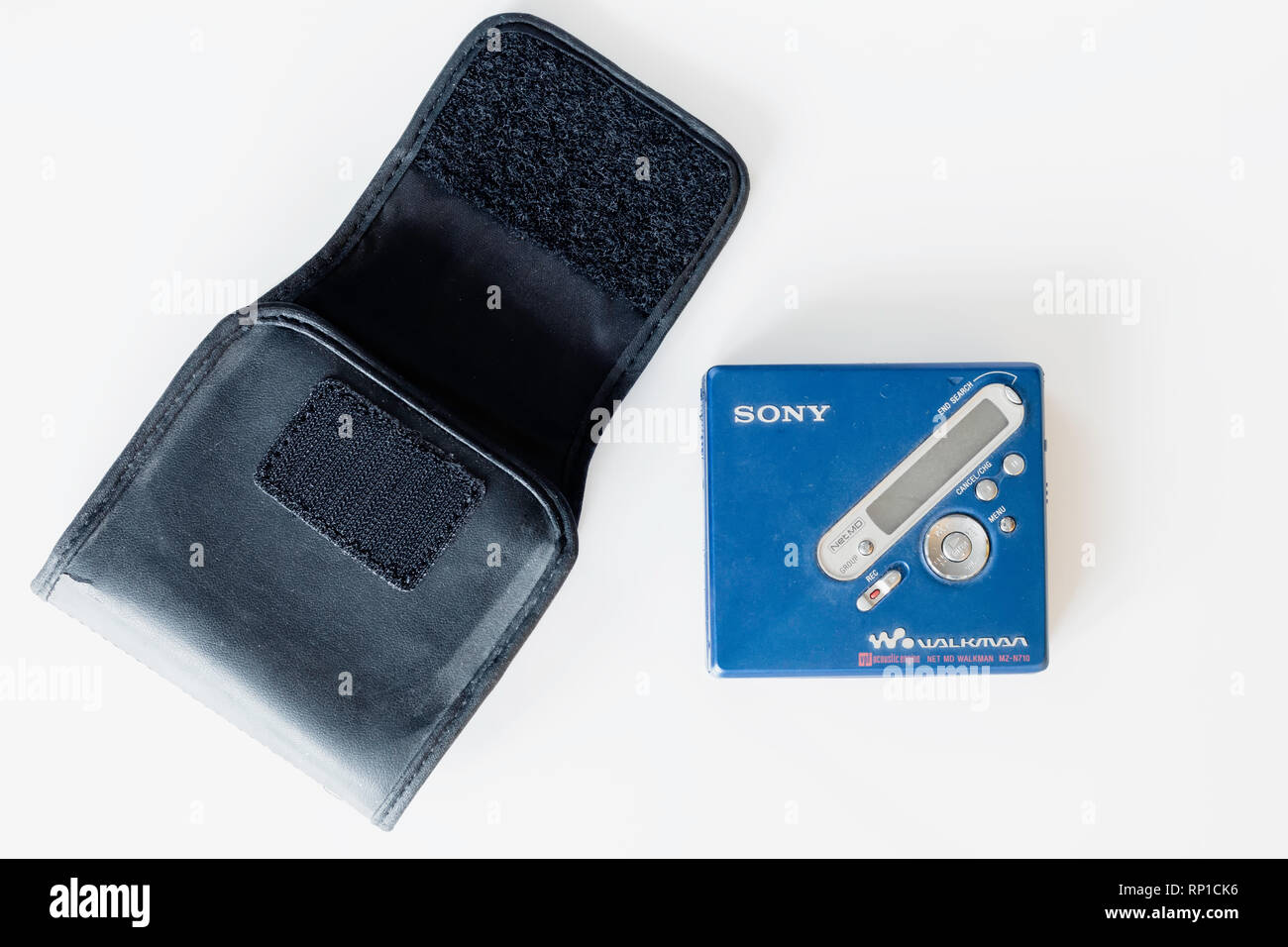 Sony Lettore MiniDisc con custodia e il minidisc Foto Stock