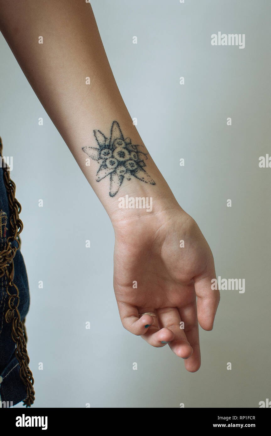 Progetto d'arte sui tatuaggi e cicatrici. Foto Stock
